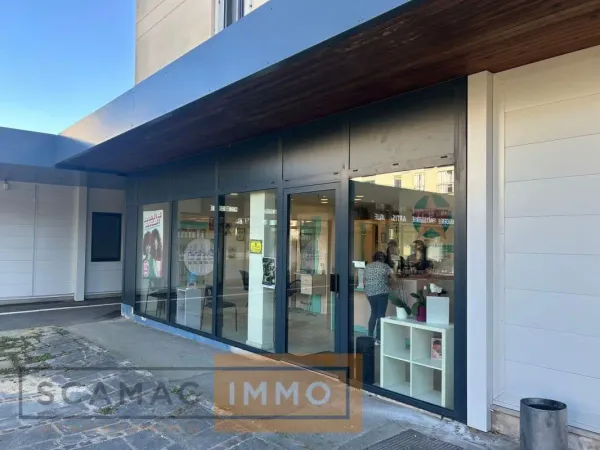 Local commercial de 90m²