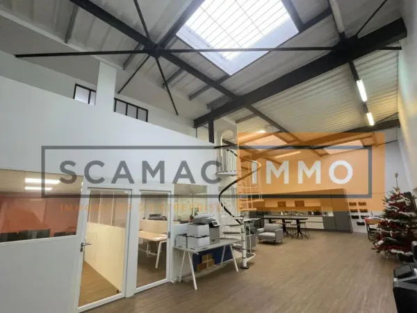 Local d'activités de 586m²