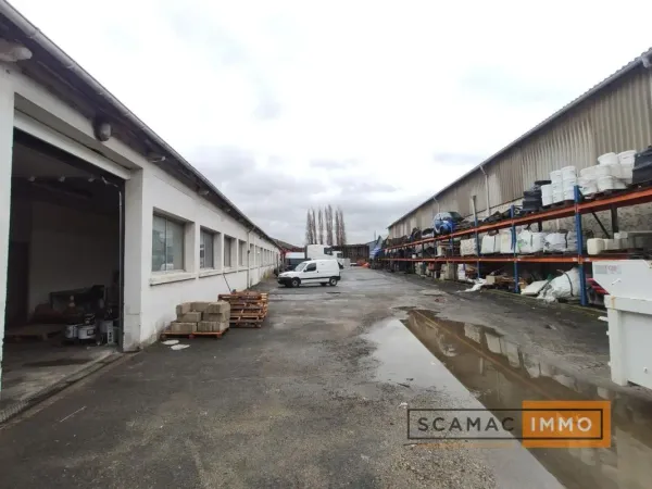 Local d'activités de 2300m²