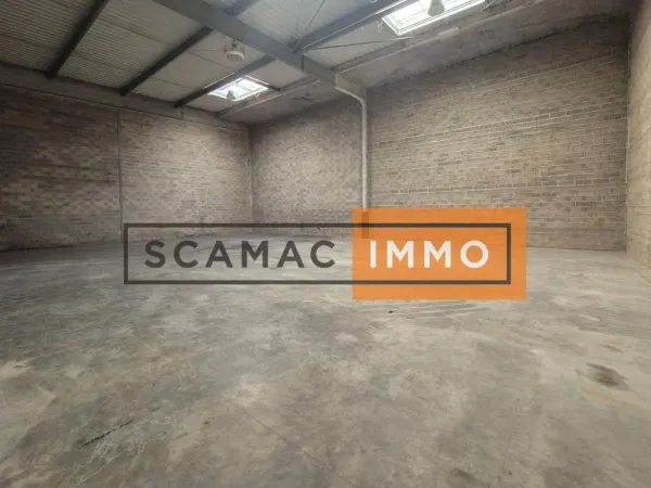 Local d'activités de 471m²