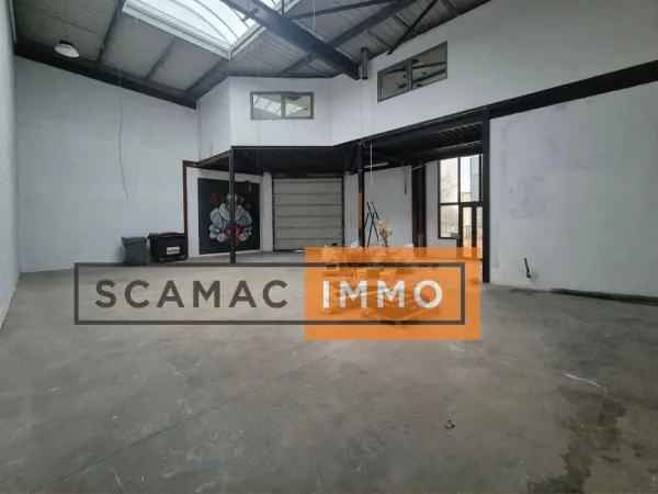 Local d'activités de 247m²
