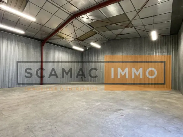 Local d'activités de 300m²