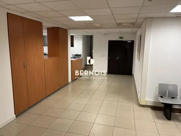 Location Bureau Toulon 83000