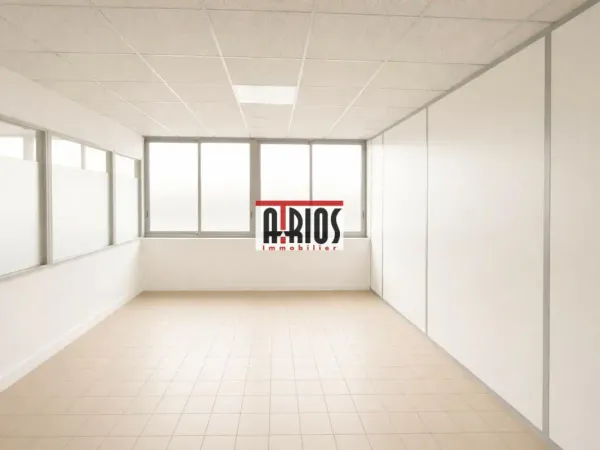 Plateau de bureaux (200 m²)
