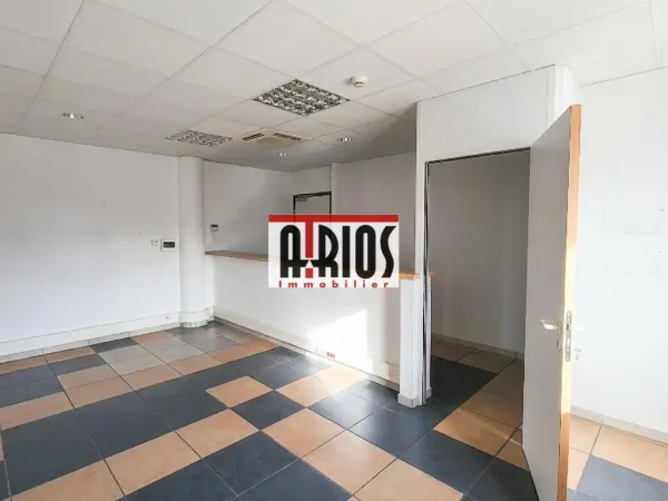 Bureaux ZA des Playes (177 m²)