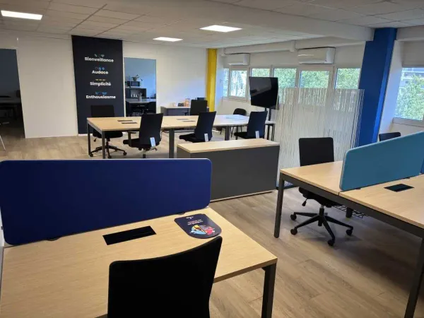 Bureaux dans le centre de Lyon, au pied du métro D
