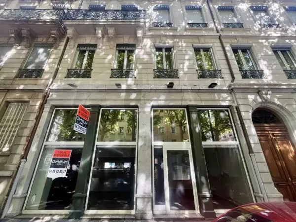 Coeur du 6ème - Bureaux avec visibilité