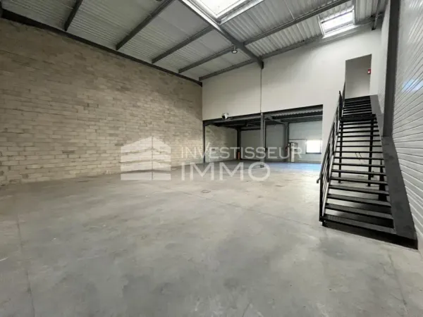 Dépôt 313m² à louer - Aulnay sous Bois