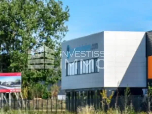 Local d'activités de 1971 m² à vendre à Tremblay-en-France