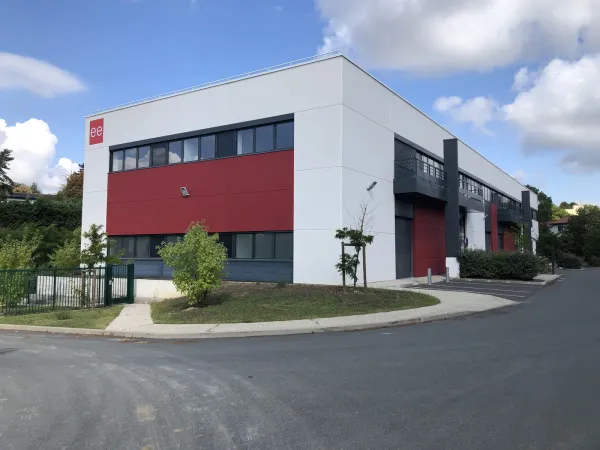 Bâtiment mixte Activité/Bureaux