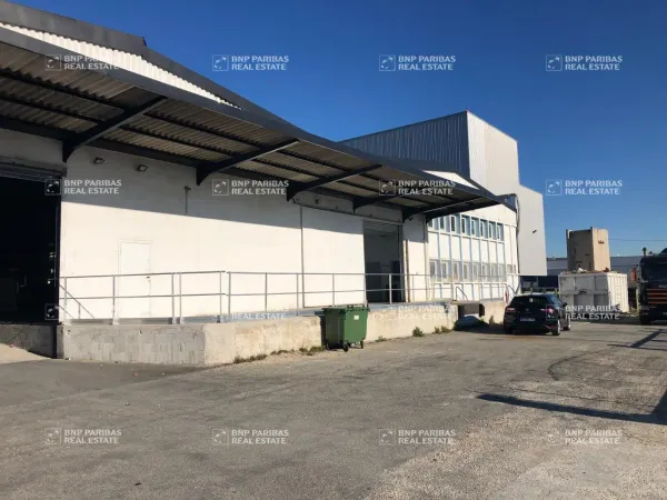 Location Local d'activités VITROLLES 13127