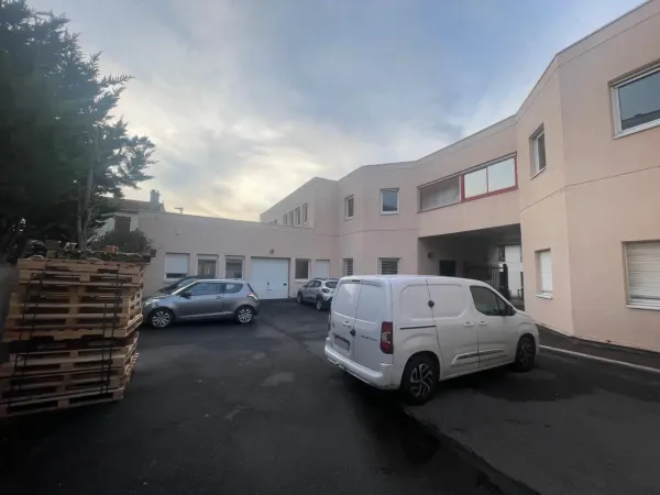Vente Local d'activités Nanterre 92000