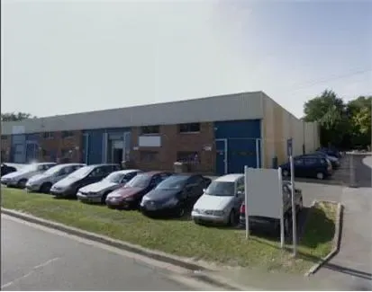 Location Local d'activités LISSES 91090