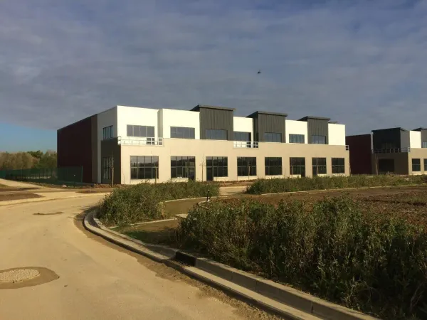 Location Local d'activités Saint-Pierre-du-Perray 91280