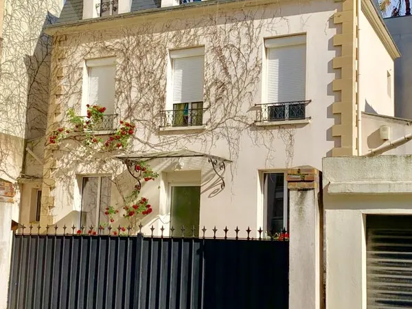 Chambre de 12m2 à louer sur Courbevoie
