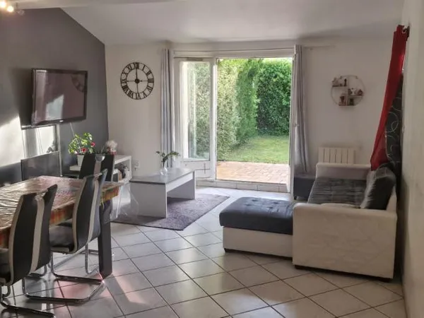 Chambre de 11m2 à louer sur Cergy