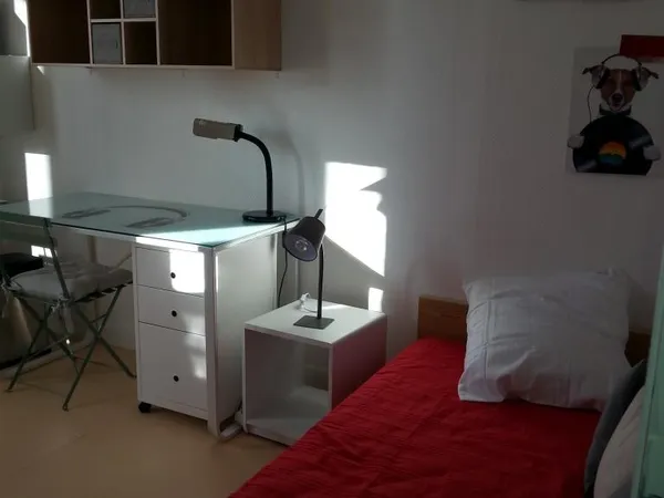 Chambre de 12m2 à louer sur Angers