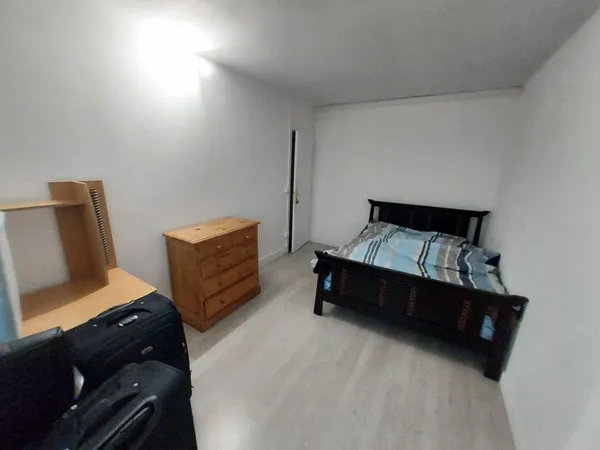 Chambre de 9m2 à louer sur Massy