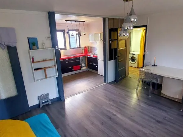 Chambre de 10m2 à louer sur Bordeaux
