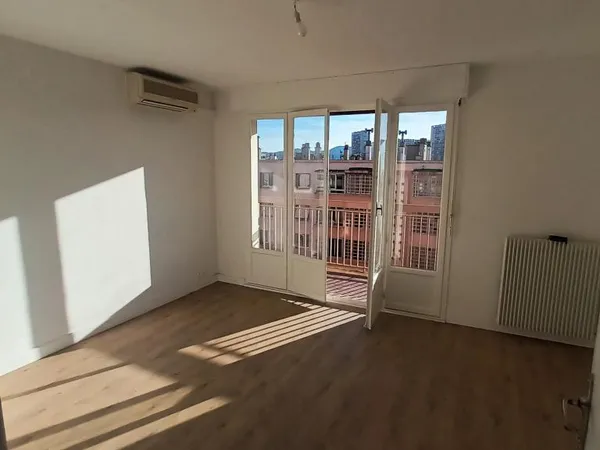 Appartement de 58m2 à louer sur Marseille 09