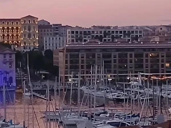 Studio de 24m2 à louer sur Marseille 07