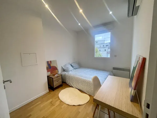 Chambre de 20m2 à louer sur Courbevoie