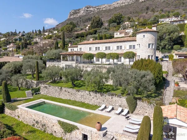 Villa 10 pièces 502 m²
