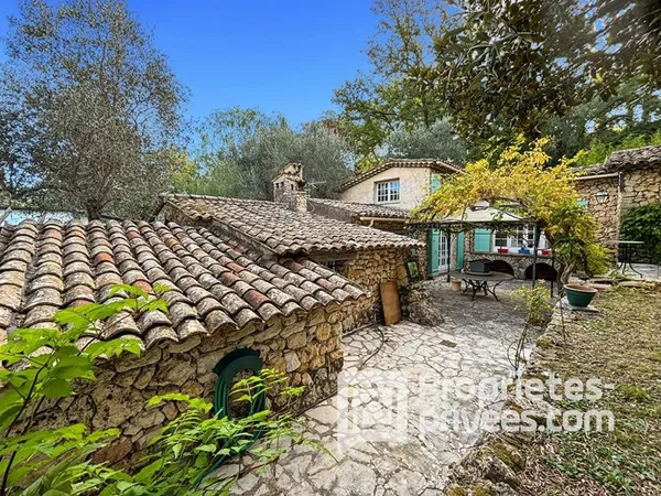 Maison de luxe 6 pièces 245 m²