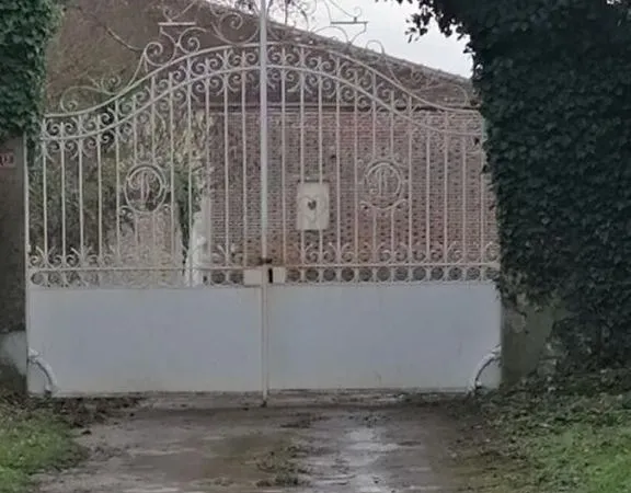 Villa 20 pièces 480 m²