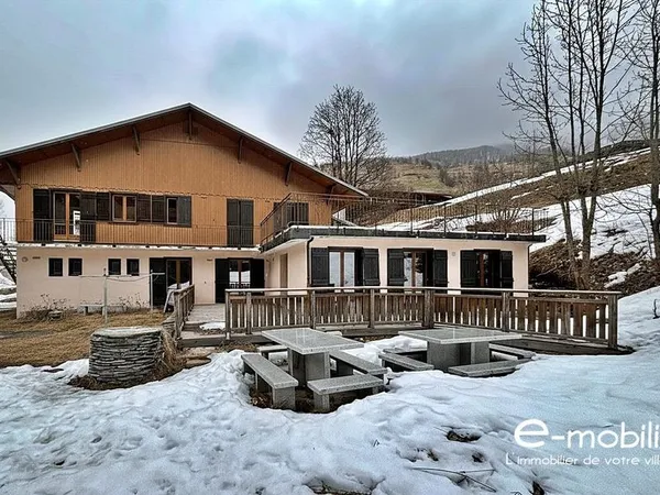 Maison de luxe 15 pièces 334 m²