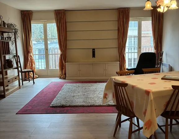 Appartement 3 pièces 80 m² 
