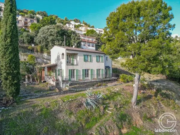 Maison 5 pièces 134 m² 