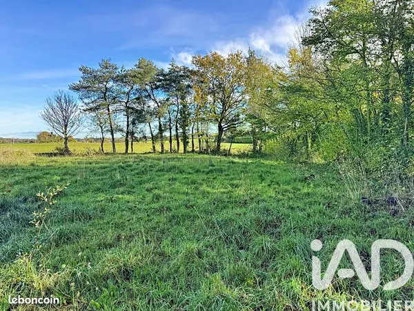 Terrain 875 m² PLELO 