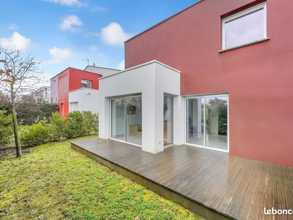 Maison 5 pièces 117 m² 