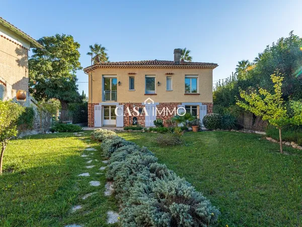 Maison de luxe 6 pièces 145 m² 