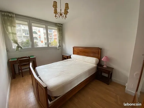 Appartement 4 pièces 82 m² 