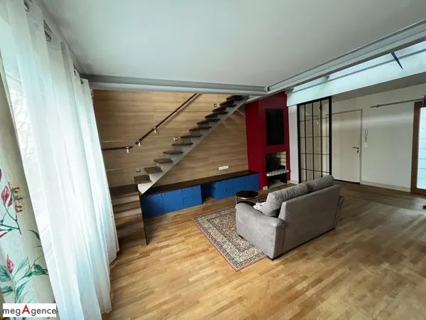 Appartement de 130m2 pleins coeur de ville. 