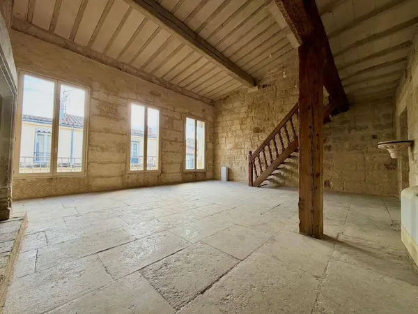 Appartement 6 pièces 155 m² 