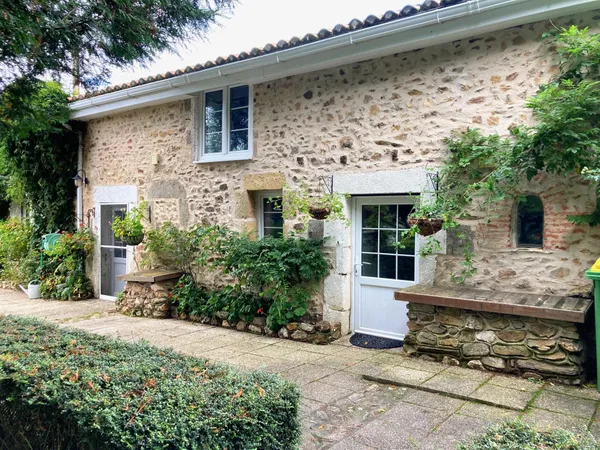 Maison de caractère avec piscine 