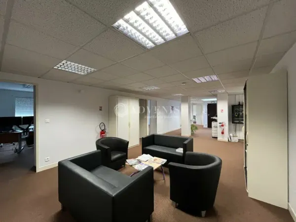 Bureaux en parfait état A VENDRE 