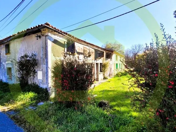 Maison 8 pièces 350 m² 