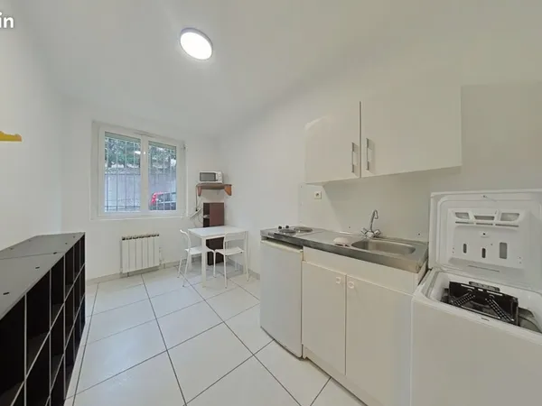 Appartement 1 pièce 27 m² 