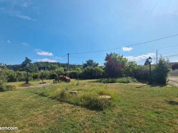 Terrain 880 m² 