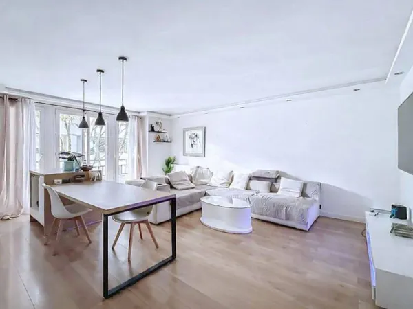 Appartement 4 pièces 76 m² 