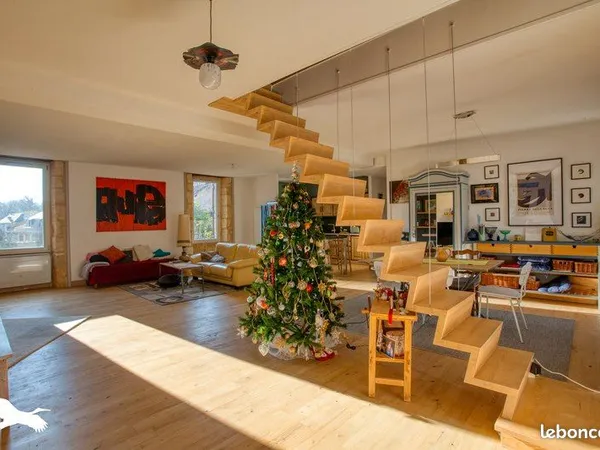 Maison 7 pièces 250 m² 