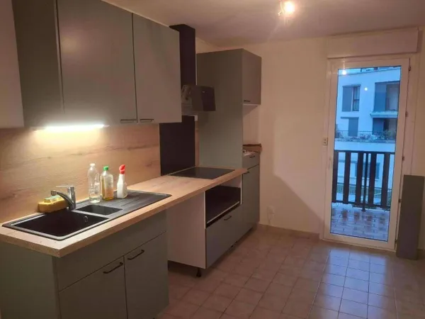 Appartement 4 pièces 79 m² 