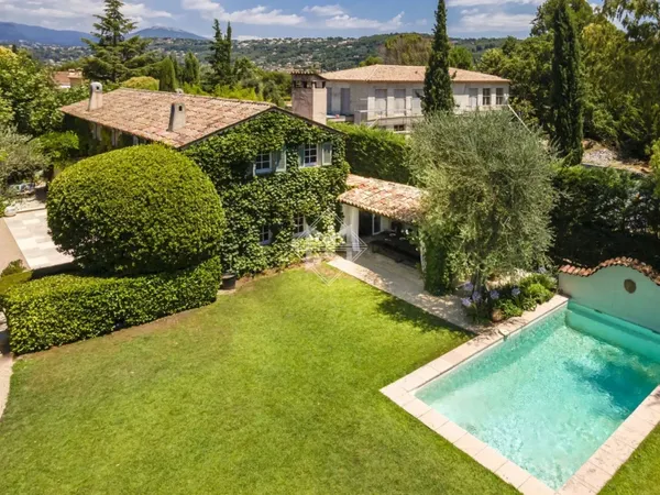 Maison de caractère à Mougins 