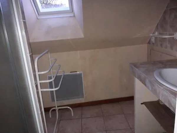 Studio 1 pièce 25 m² 