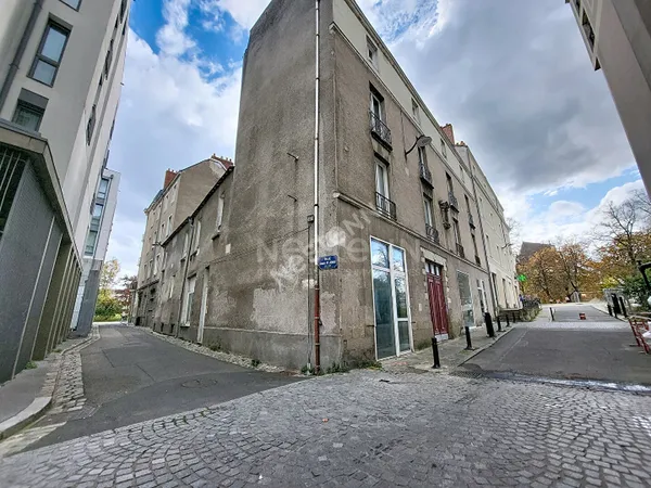 Nantes Centre Ville : Proche du Château des Ducs de Bretagne, appartement de 115 m² à 