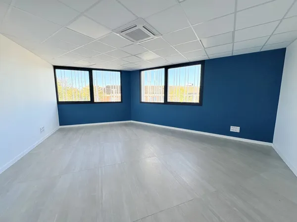 Location Bureau - Salvetat-St-Gilles 
